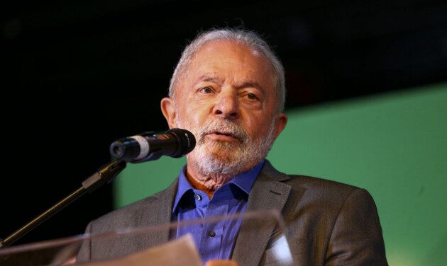 Lula encontra-se em Brasília neste sábado (17), em reuniões com aliados