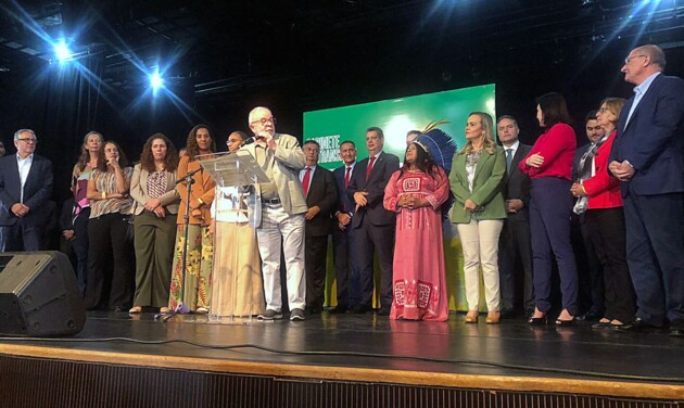 Luiz Inácio Lula da Silva anunciou nesta quinta-feira (29), em Brasília, os últimos 16 nomes que completam o gabinete ministerial do novo governo