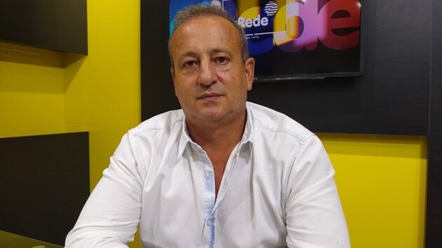 Em entrevista ao Jornal da Manhã e Portal aRede, Moacyr Fadel falou sobre a necessidade de recuperar estradas situadas no interior dos Campos Gerais