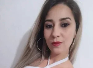 Elisângela Tinem Gonçalves morreu sobre a areia da praia do bairro Nova Mirim