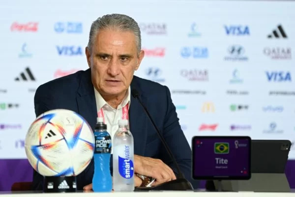 Tite, ex-treinador da Seleção Brasileira em entrevista coletiva.