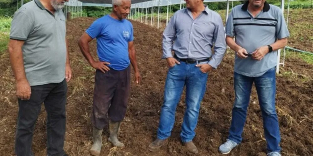 Moacyr Fadel lembrou que esta é a 17ª estufa viabilizada através do projeto, que começou no ano de 2017