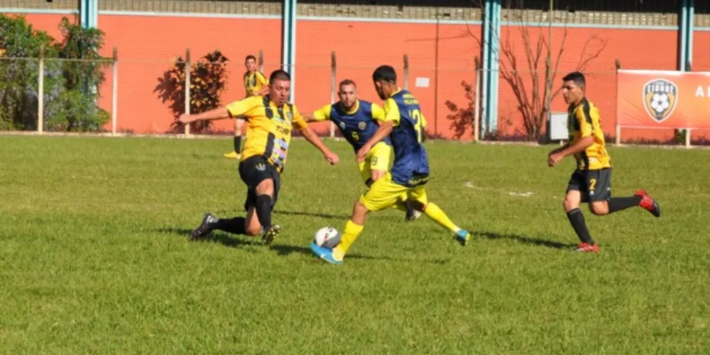 Domingo foi de duelo entre Jaguariaíva e Telêmaco