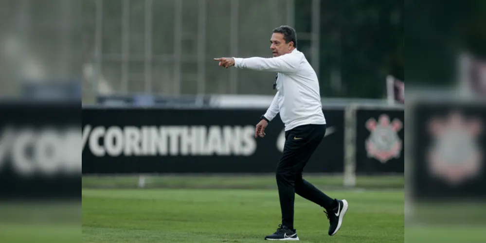 Vanderlei Luxemburgo comandou a última atividade do Timão antes do duelo decisivo