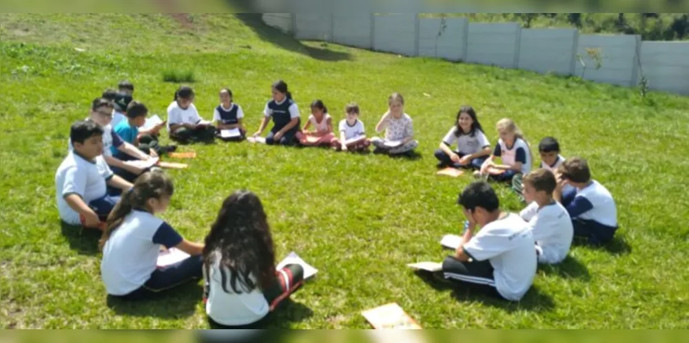 Desenvolvimento do trabalho foi realizado dentro e fora da sala de aula