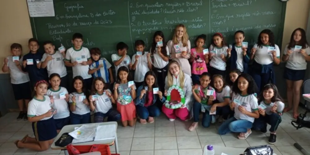 Estudantes puderam interagir e aprender bastante sobre temas abordados