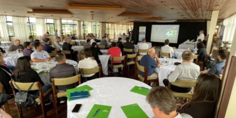Evento teve como cooperativas anfitriãs a Castrolanda, Unicastro e Eletrorural