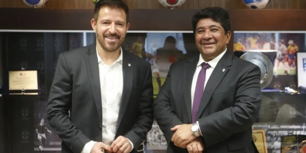 Ramon Menezes foi anunciado como interino no mês passado