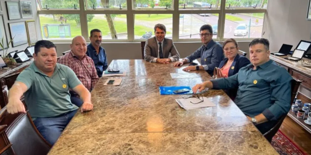 Na oportunidade, foram discutidas as demandas existentes no município