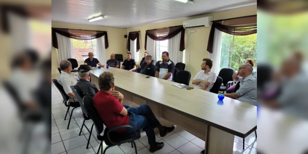 Prefeito Osnei Stadler (União), acompanhou a apresentação do plano de obras