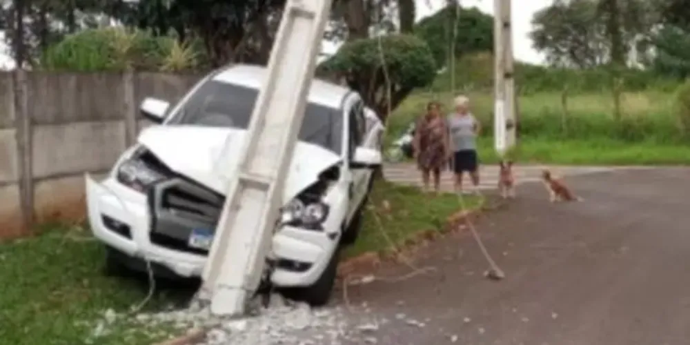 Vítima estava a caminho da igreja quando a caminhonete onde trafegava bateu contra um poste na Praça do Japão