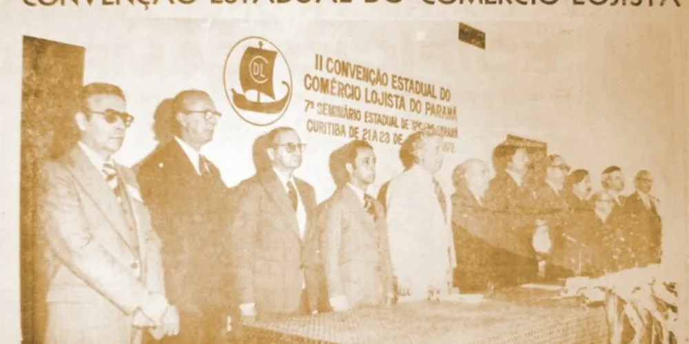 Registro da II Convenção Estadual do Comércio Lojista (30 de junho de 1978), realizada em Curitiba e que contou com a presença de representantes do CDL de Ponta Grossa