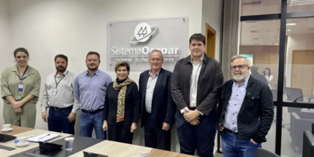 Reunião teve objetivo de apresentar o Transforma Agro e convidar o sistema cooperativista paranaense