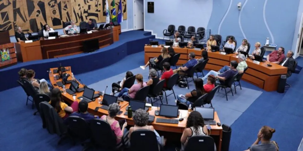 Debate reuniu apoiadores da causa e vereadores