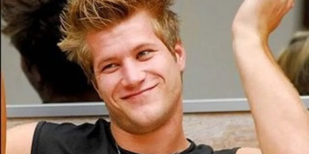 A sentença da Vara de Delitos de Trânsito de Curitiba foi referente às acusações de embriaguez ao volante, lesão corporal, desacato e ameaça.