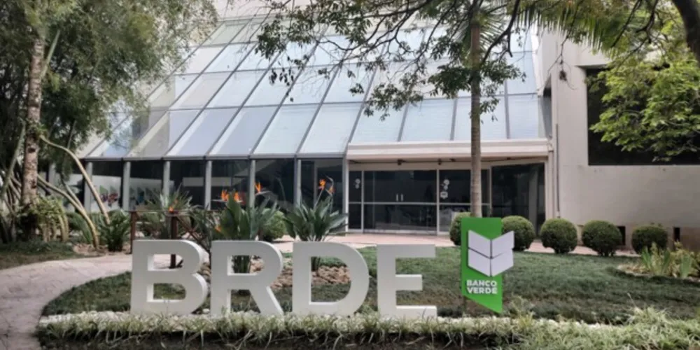 Avanço na carteira de operações de crédito do Banco Regional de Desenvolvimento do Extremo Sul foi de 41,2% de 2015 a fevereiro de 2023