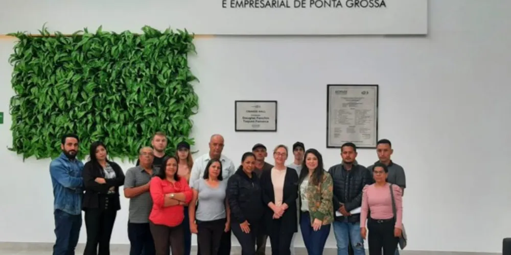 Atração traz opções de artesanato, vestuário, plantas, flores, perfumes, aromatizadores, itens de decoração, além de uma praça de alimentação.