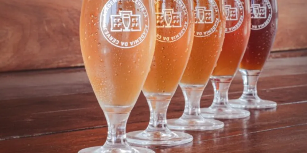 Nos dias 1 e 8 de abril, todas as unidades do programa de visitação ensinarão como é possível harmonizar chocolate com cerveja