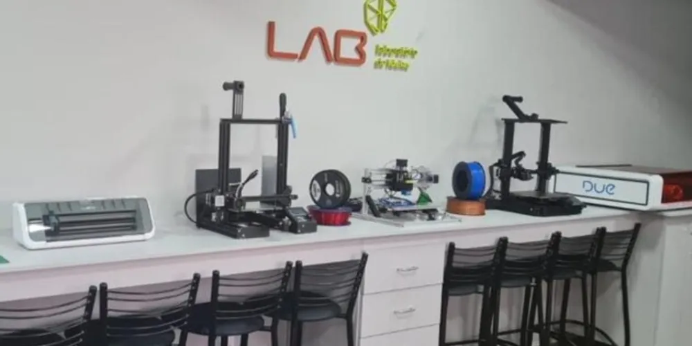 O programa é gratuito e voltado àqueles que ainda não possuem negócios em funcionamento, mas possuem vontade de empreender