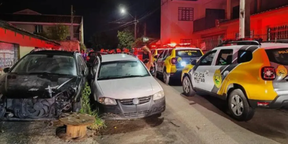 Casal é assinado em casa na frente dos filhos no PR