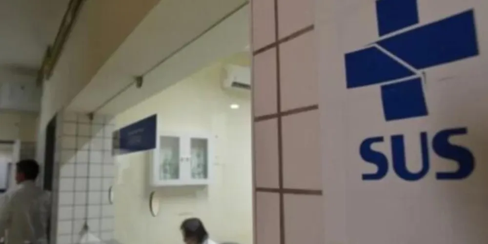 Médico é condenado por cobrar consultas e partos de pacientes do SUS