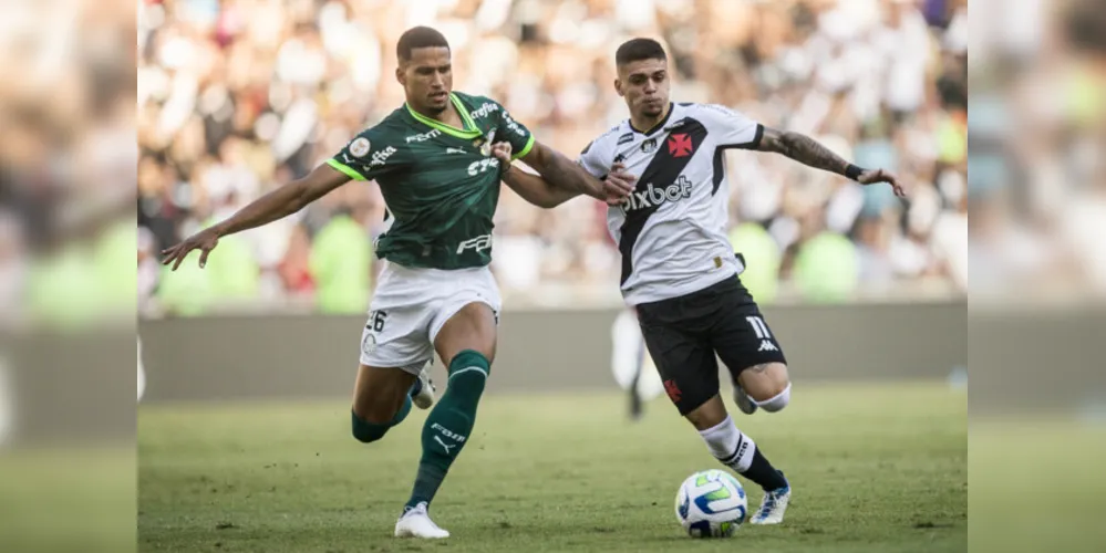 Gabriel Pec anotou um dos gols do Vasco na tarde deste domingo