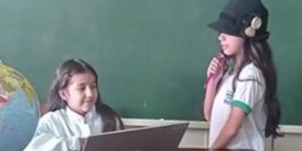 Além de trabalhar o gênero textual, classe imergiu na vida da autora