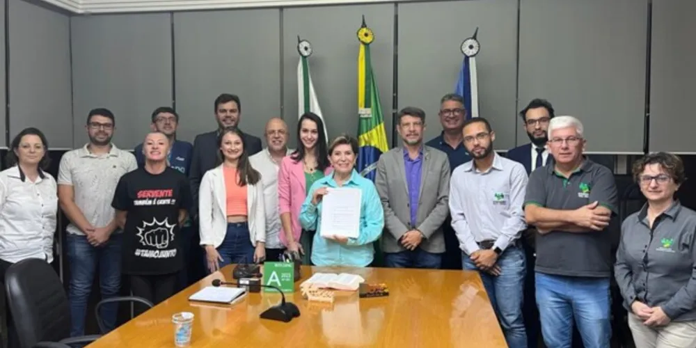 Os projetos serão protocolados na câmara ainda esta semana, conforme anúncio feito pela prefeita por ocasião das comemorações do  Dia do Trabalhador