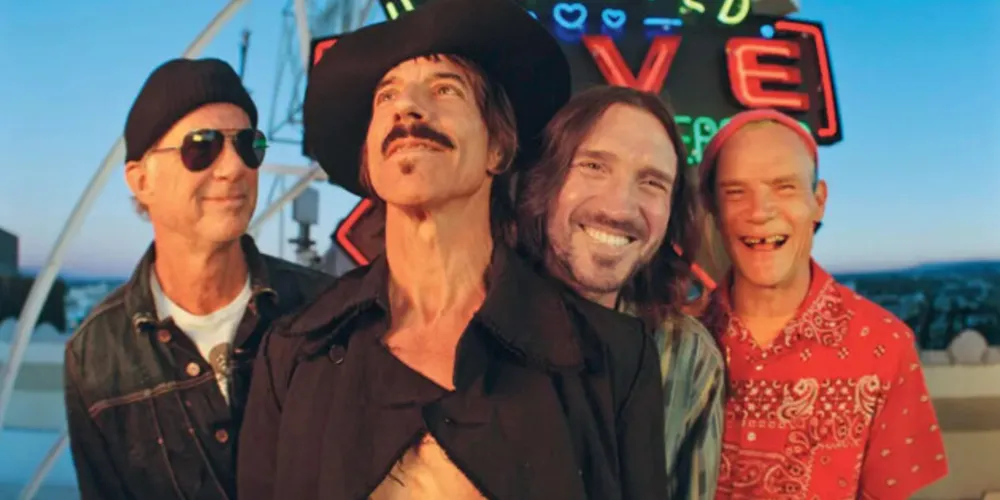 A banda é composta pelo vocalista Anthony Kiedis, o baixista Flea, o guitarrista John Frusciante e o baterista Chad Smith