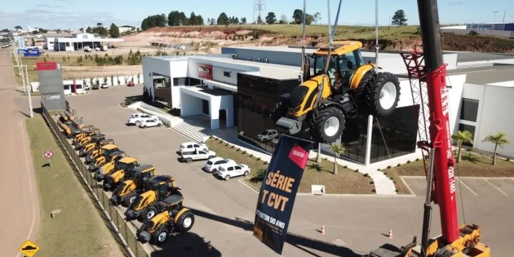 Loja em Ponta Grossa foi inaugurada em 2014, reconhecida à 
época como uma das maiores concessionárias Valtra no mundo