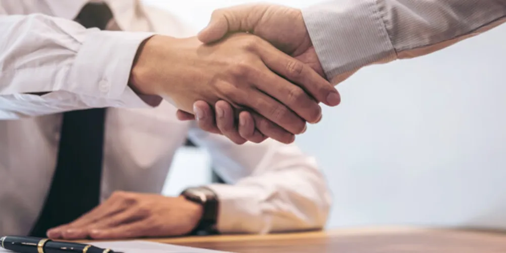 Interessados nas vagas precisam encaminhar o currículo no e-mail: contato@uniambientes.com.br