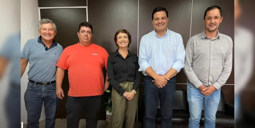 Encontro entre o deputado, a prefeita em exercício  Ione Tomaz e vereadores ocorreu em Curitiba, na segunda-feira (13)