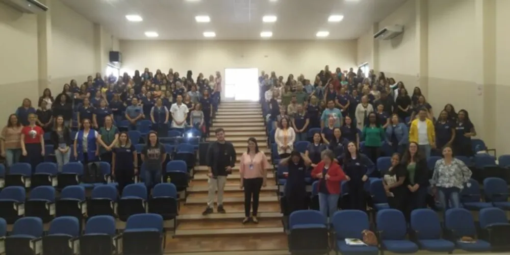 Maior ofinica do Vamos Ler em 2023, o encontro foi o primeiro contato de muitos professores com a metodologia e lógicas de funcionamento do projeto