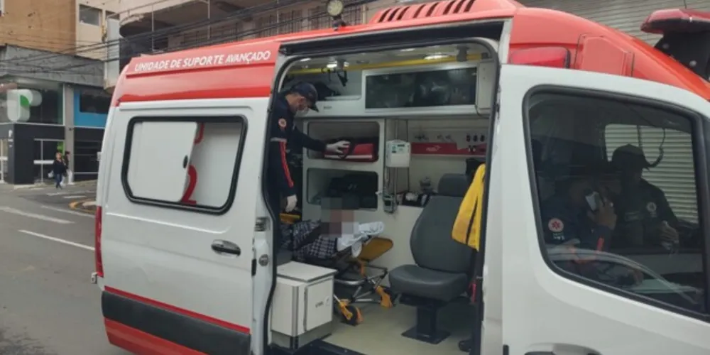 Vítima foi atendida pelo Samu na manhã desta quarta