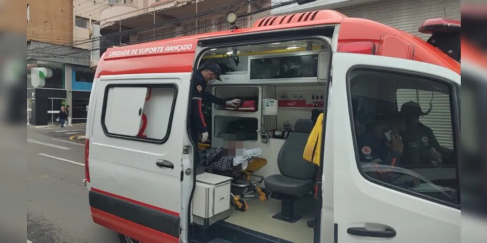 Vítima foi atendida pelo Samu na manhã desta quarta