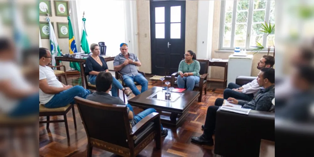 A pauta abordada durante o encontro foram as quedas de energia constantes no distrito de Caetano Mendes