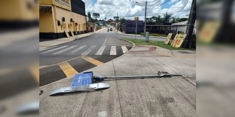 Ocorrência foi na esquina entre a avenida Carlos Cavalcanti e a rua José Carlos Rodrigues