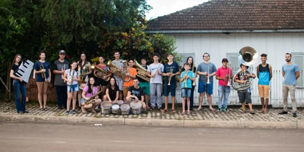 O grupo tem como objetivo desenvolver habilidades e valores sociais; e incentivar o aprimoramento de conhecimentos e técnicas musicais de todos seus integrantes