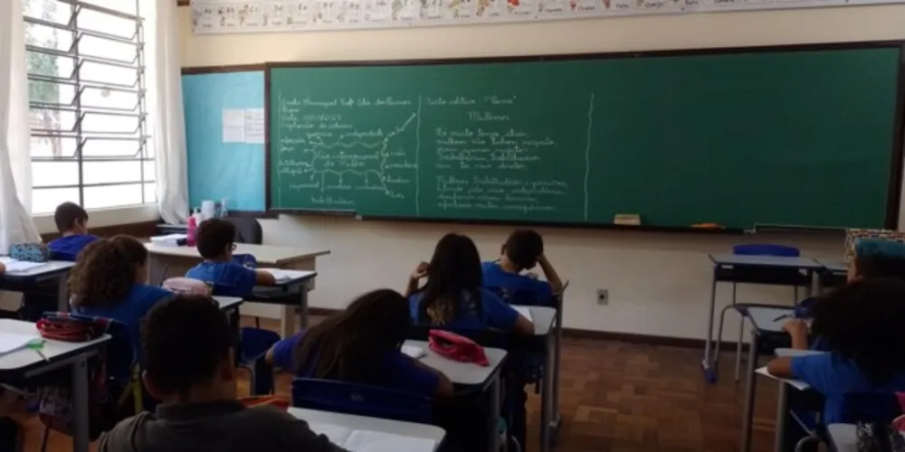 Durante a aula foram realizadas atividades que visaram valorizar o papel das mulheres na sociedade