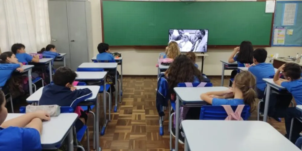 Atividade foi uma oportunidade para os alunos serem apresentados a trajetória de mulheres muito importantes historicamente