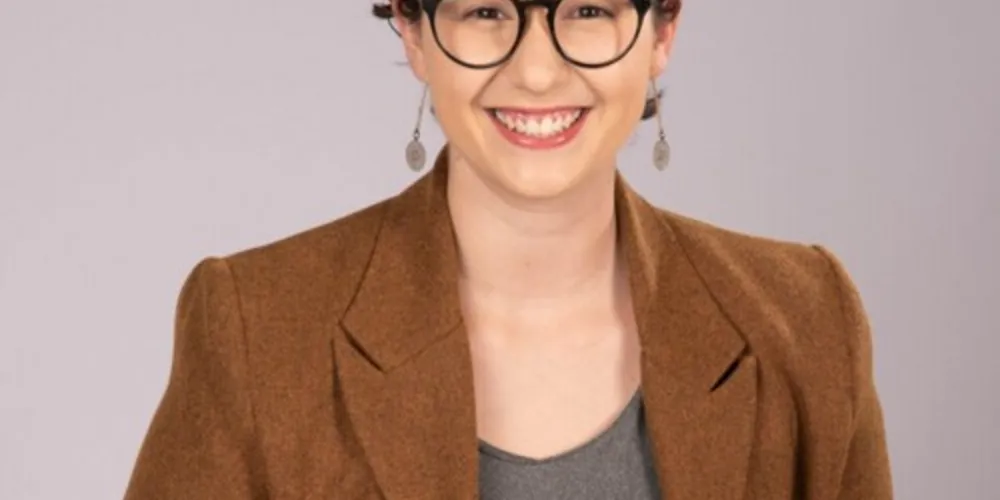 Hoje, com 26 anos, a jovem também ocupa um dos principais cargos do ‘Escritório de Criatividade’