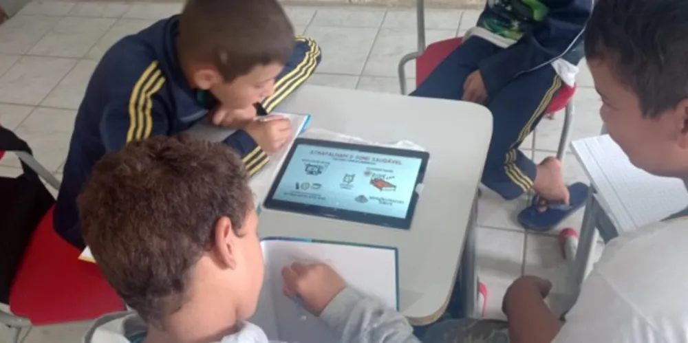 Tecnologia foi o diferencial para alunos imergirem no tema proposto