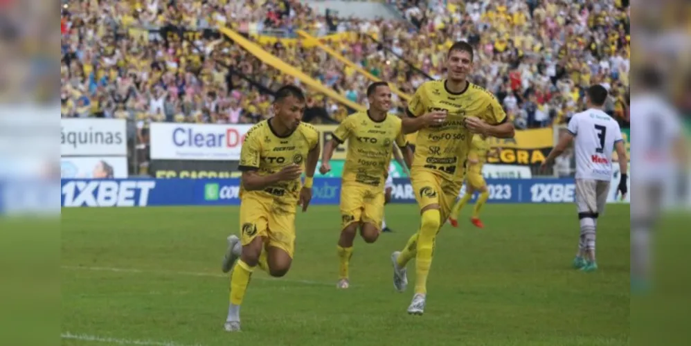 Gols da Serpente no Estádio Olímpico Regional Arnaldo Busatto foram marcados por Robinho e Gama. O meia-atacante Felipe Augusto marcou para o Fantasma