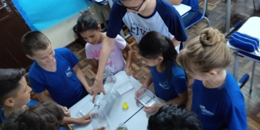 As atividades contaram com a visita de um ex-estudante da Escola e de dois Cabos da Polícia Ambiental