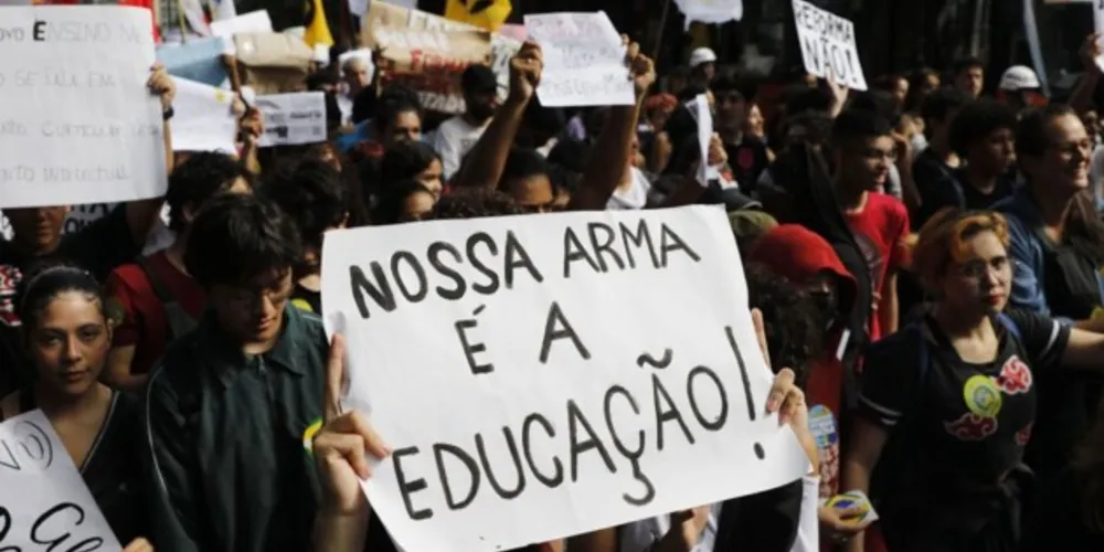 A revogação do Novo Ensino Médio tem sido uma reivindicação de entidades estudantis e de muitos especialistas