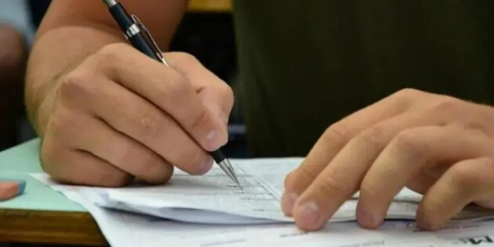 Municípios da região já lançaram editais para os profissionais interessados