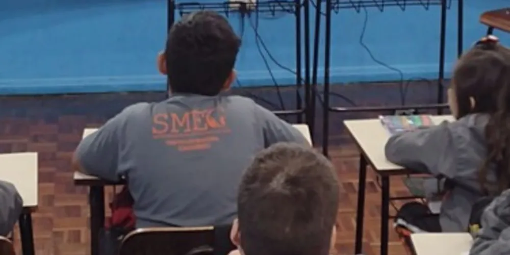 Após acompanharem conteúdo, alunos votaram e divulgaram resultado das eleições