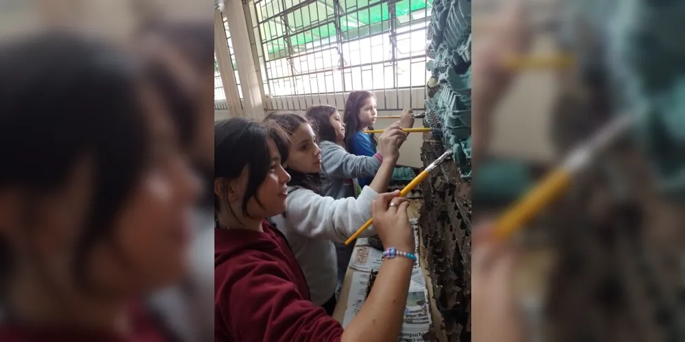 Cada aluno ficará responsável pela confecção de uma parte da maquete, além dos trabalhos realizados em grupo na sala de aula