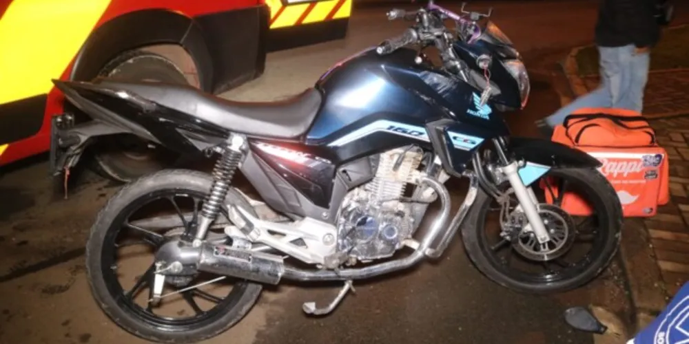 Colisão foi no sentido bairro da avenida