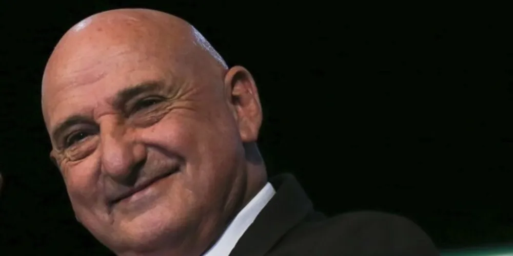 ministro deixou o cargo no mesmo dia em que vídeos que estavam sob sigilo por fazerem parte de inquérito policial foram divulgados